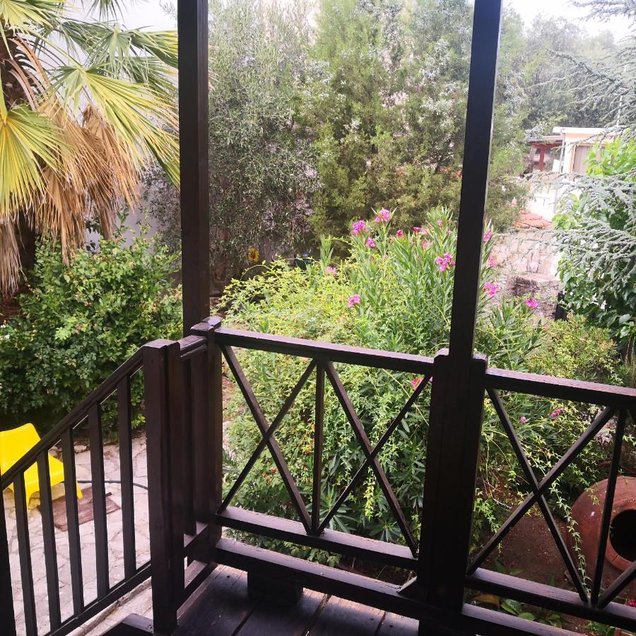 Liakoto Pension Panayia Buitenkant foto