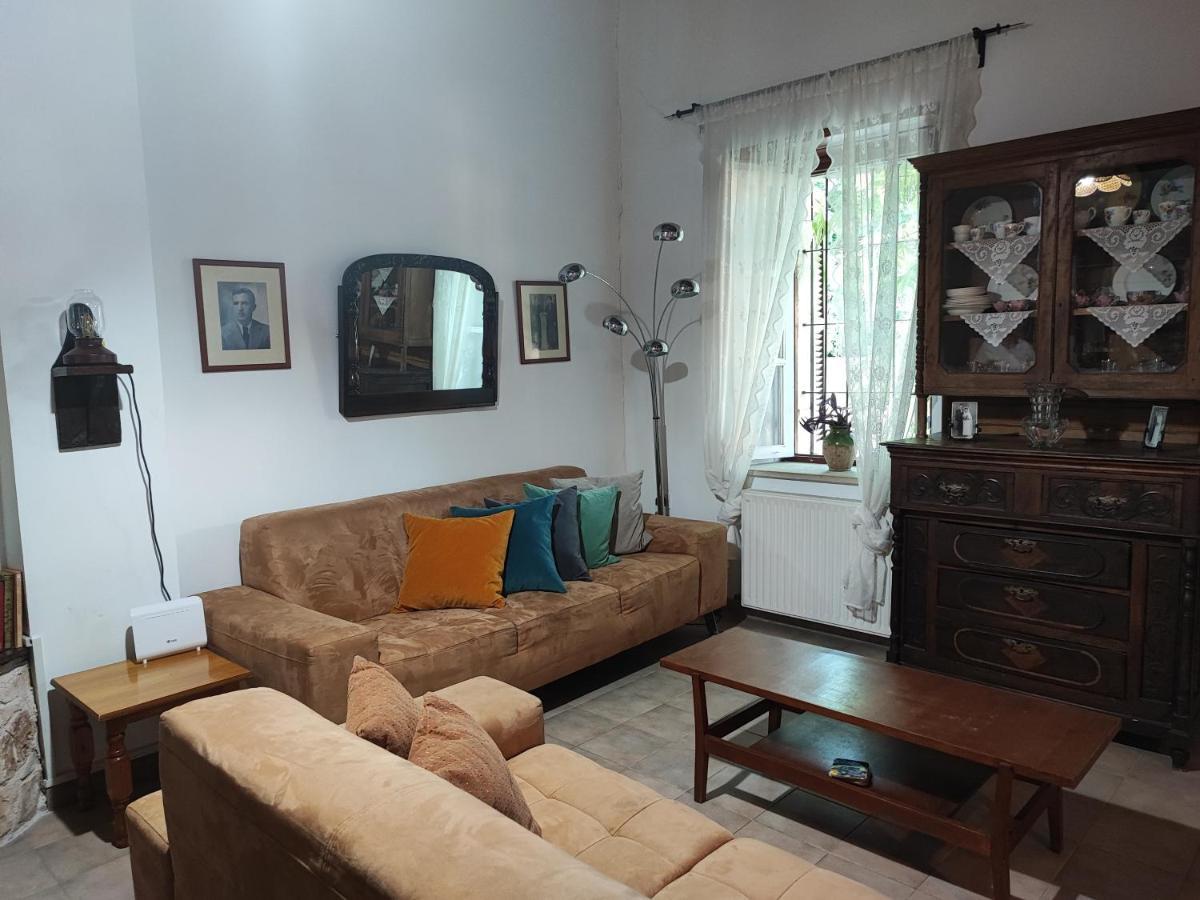 Liakoto Pension Panayia Buitenkant foto
