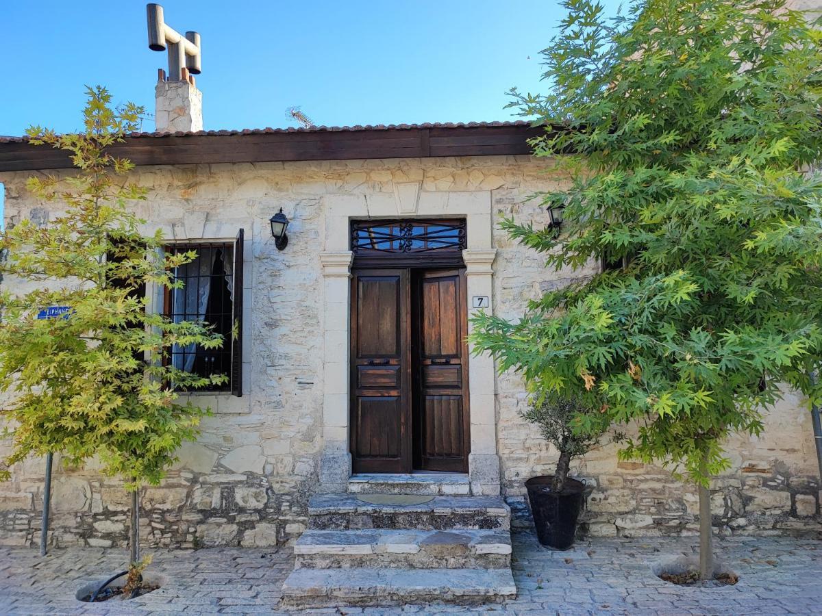 Liakoto Pension Panayia Buitenkant foto