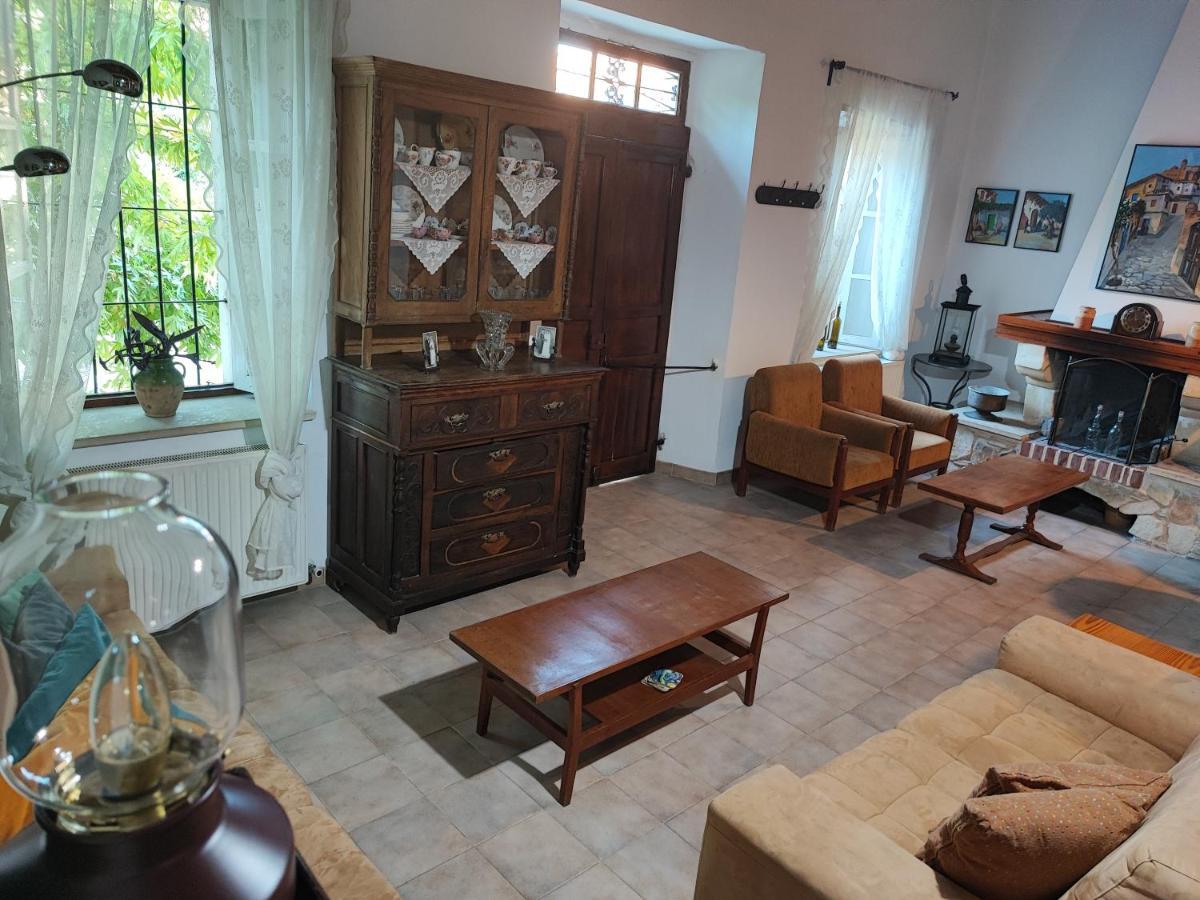 Liakoto Pension Panayia Buitenkant foto