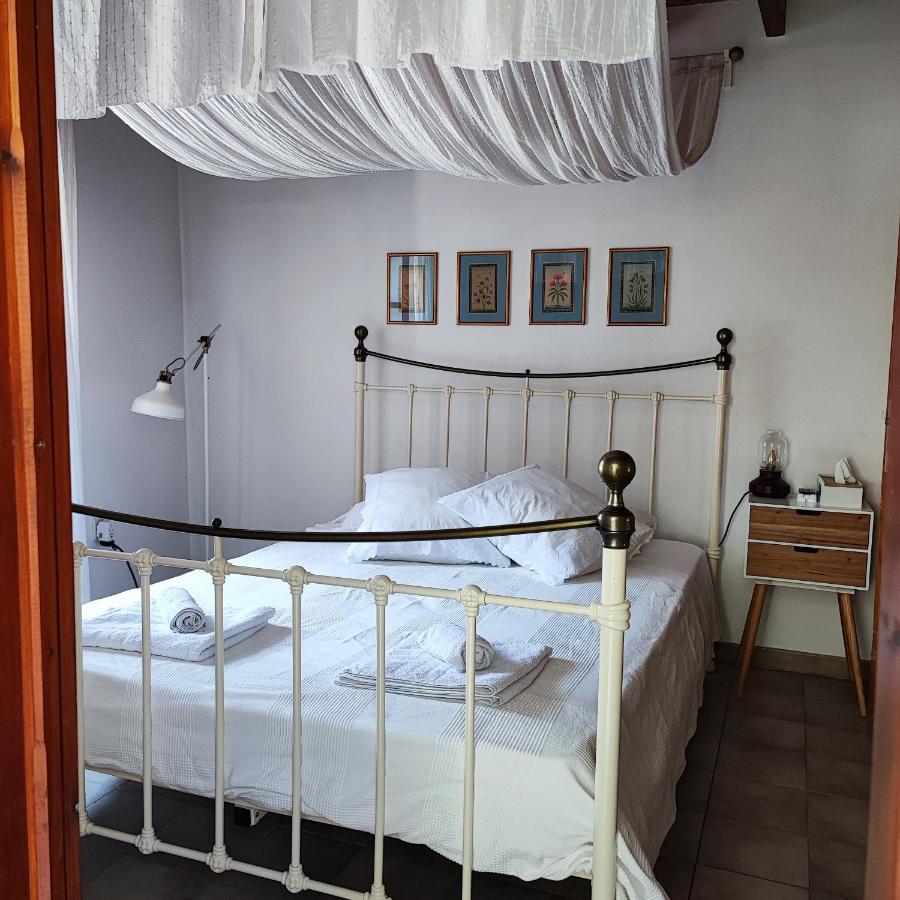 Liakoto Pension Panayia Buitenkant foto