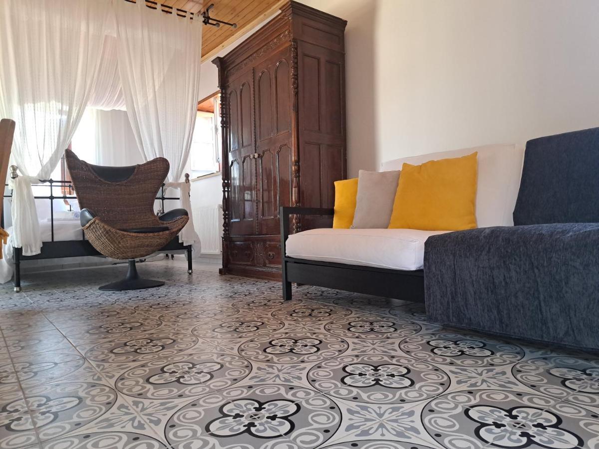 Liakoto Pension Panayia Buitenkant foto