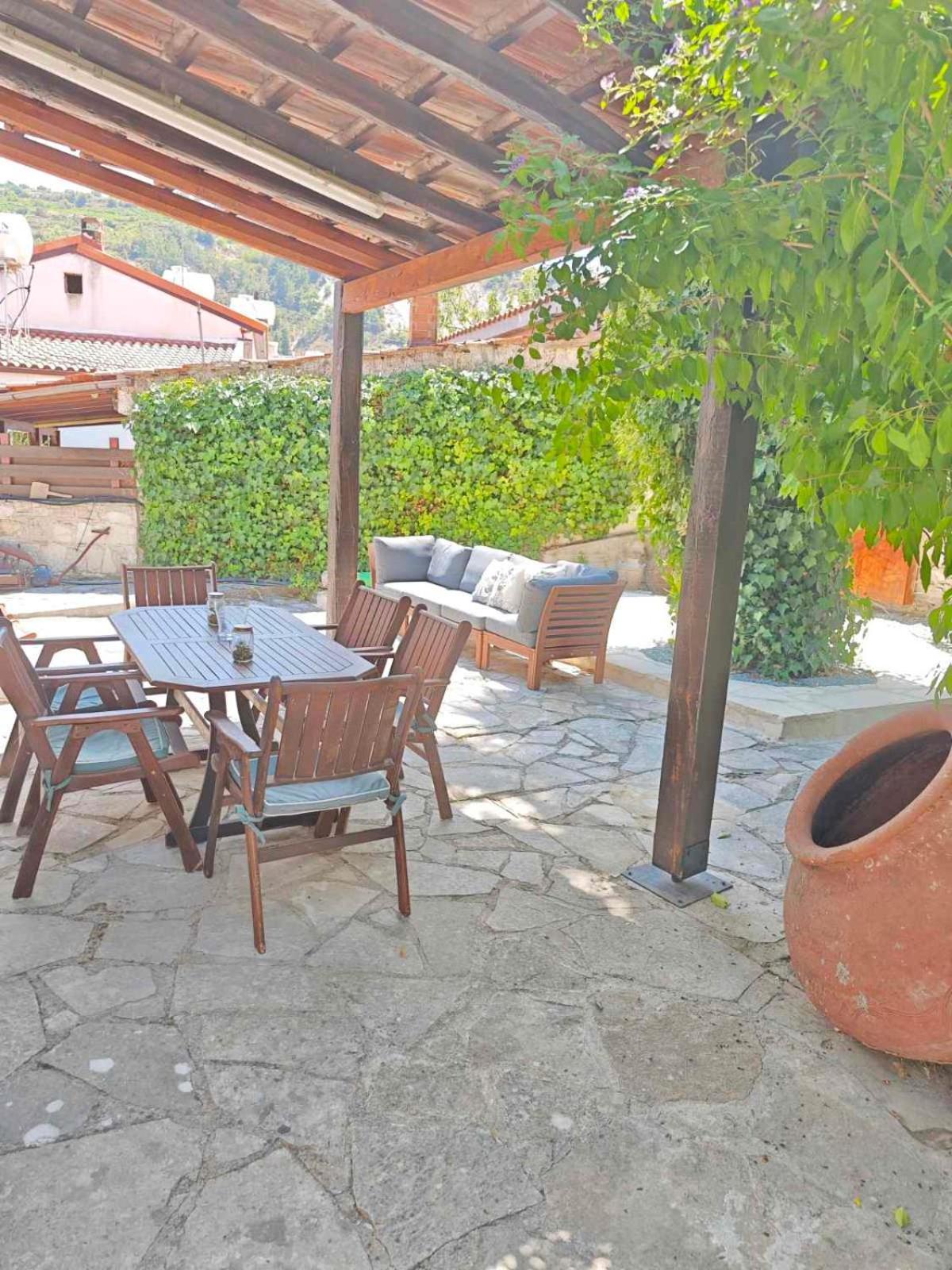 Liakoto Pension Panayia Buitenkant foto