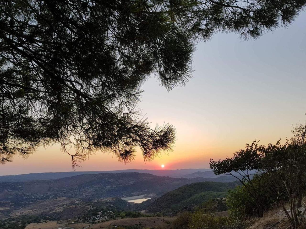 Liakoto Pension Panayia Buitenkant foto